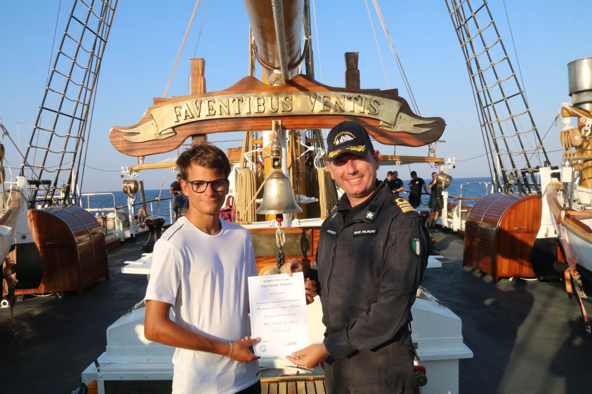 A bordo del Palinuro, con il favore dei venti: l’esperienza di Massimiliano Travaglini, giovane socio della LNI Porto San Giorgio